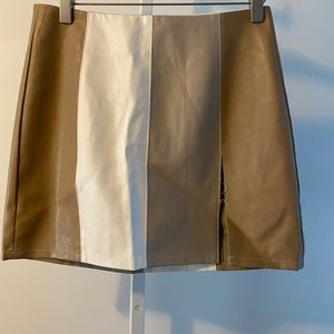Lelis  collection | mini skirt | size small |